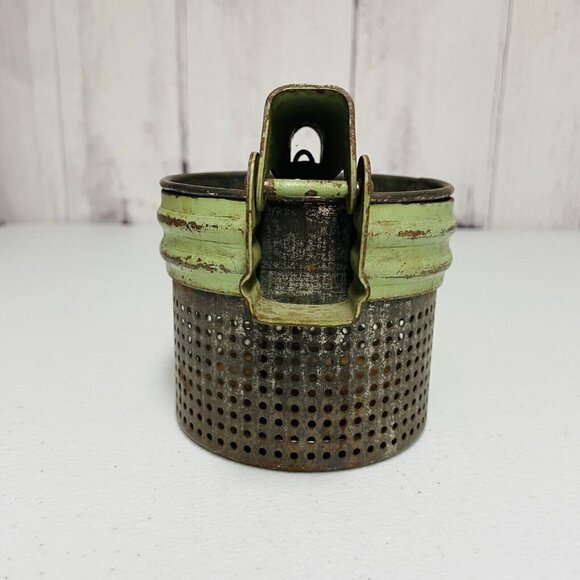 Rustic Vintage Retro Green Steel Handle Potato Masher Ricer Food Press Strainer - Picture 5 of 9